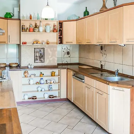 In Pl-76-113 Postomino 度假居