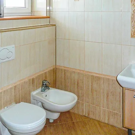 In Pl-76-113 Postomino 度假居