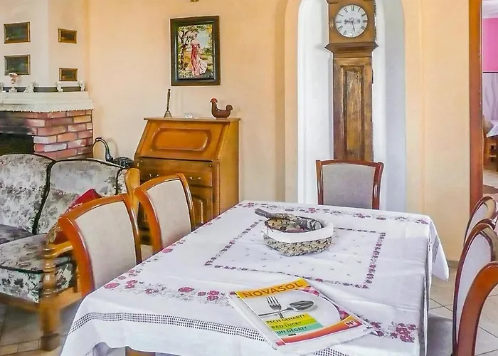 Feriehus In Pl-76-113 Postomino Korlino